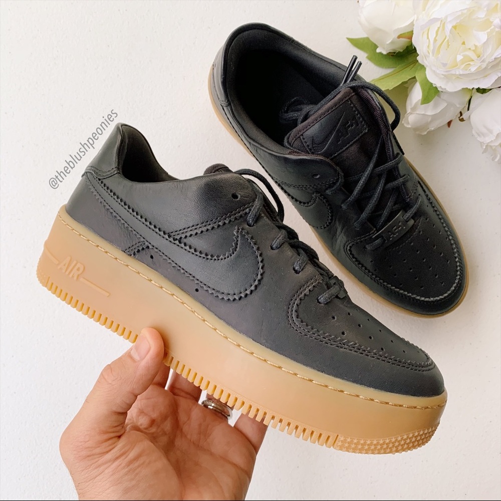 Nike Air Force 1 Sage Low LX NWT - Picture 6 of 16